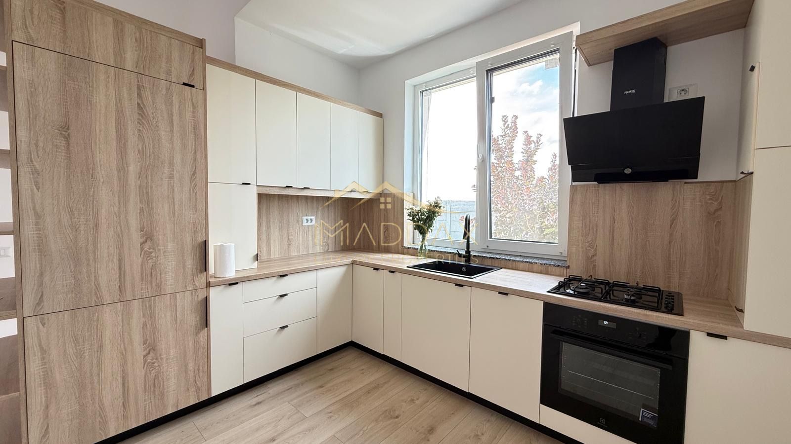 ***CASA MODERNA 4 camere ***LUX***Gradina 450 mp//Ostratu//CORBEANCA — fotografia 6