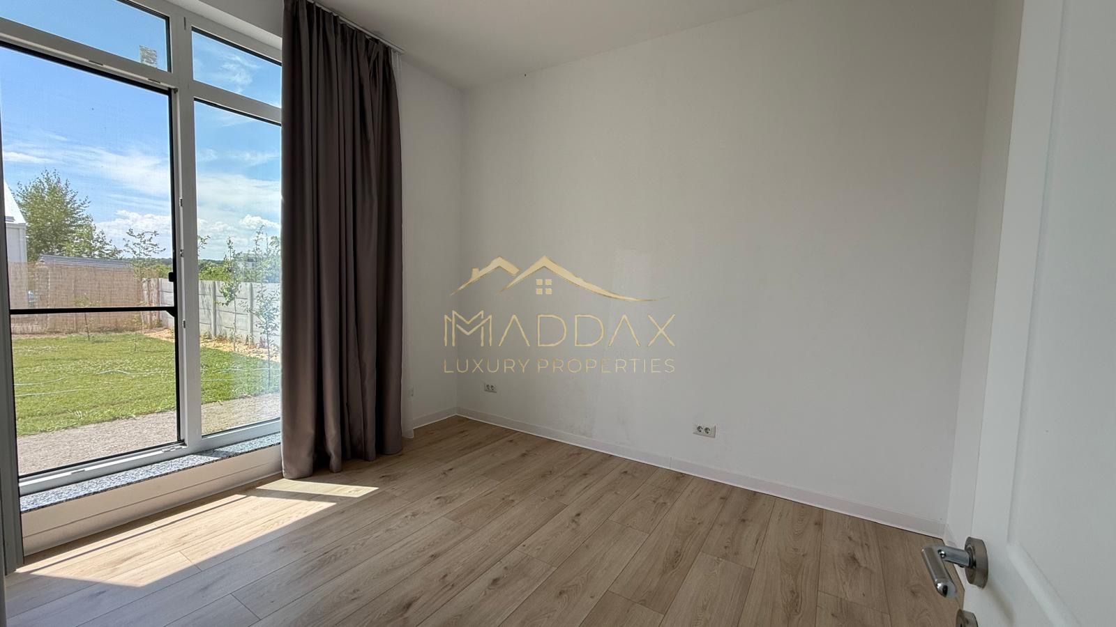 ***CASA MODERNA 4 camere ***LUX***Gradina 450 mp//Ostratu//CORBEANCA — fotografia 7