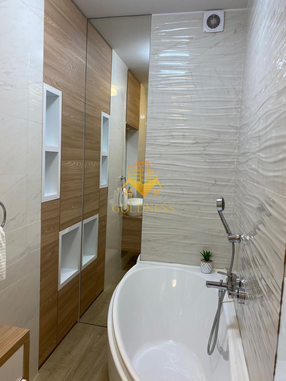 5 camere,modern,garaj, bloc nou zona Centrala, Platinia, Usamv,Motilor — fotografia 12