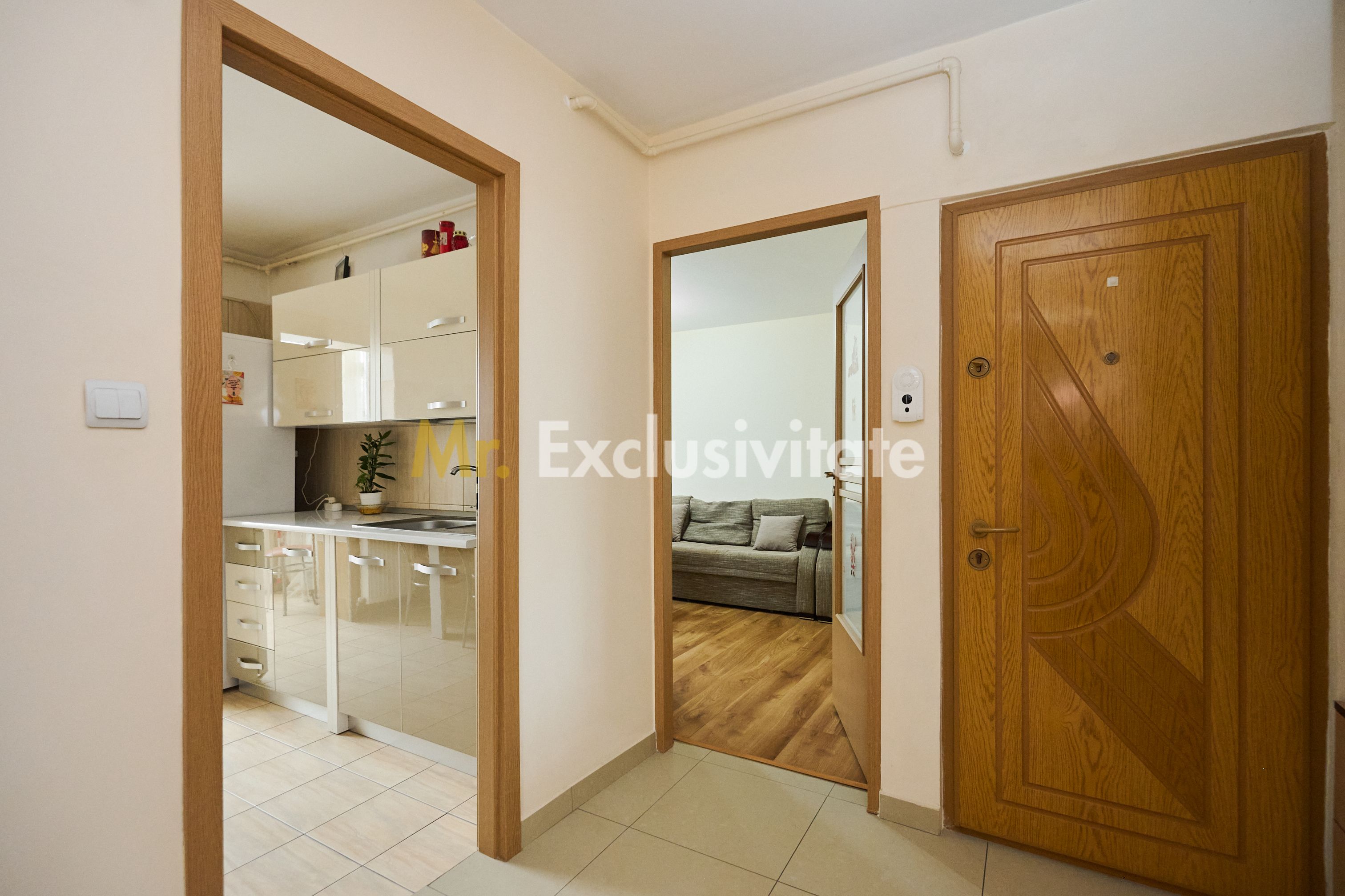 Apartament 2 camere decomandat – Mioveni,Etaj 2 - 0% comision — fotografia 3