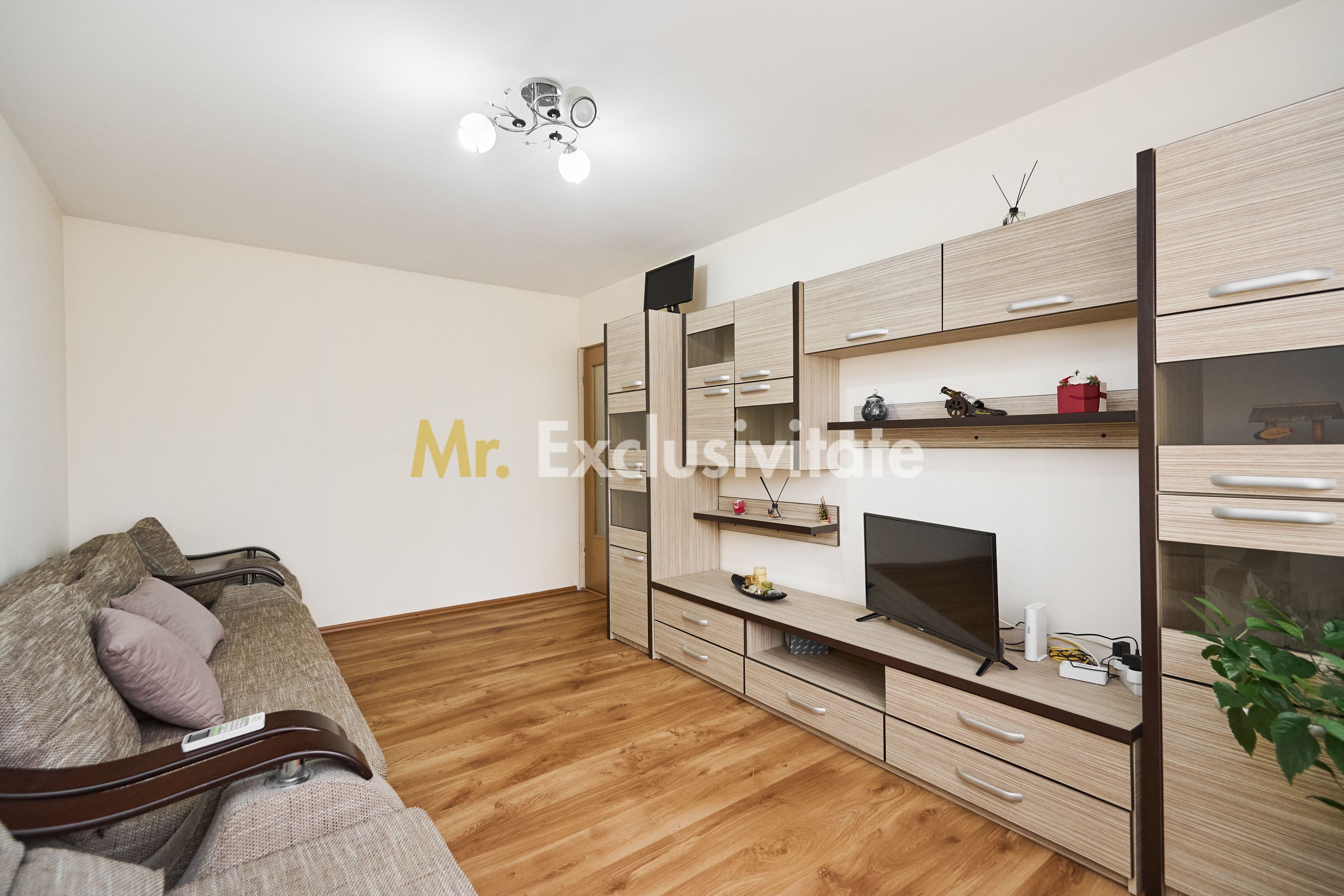 Apartament 2 camere decomandat – Mioveni,Etaj 2 - 0% comision — fotografia 4