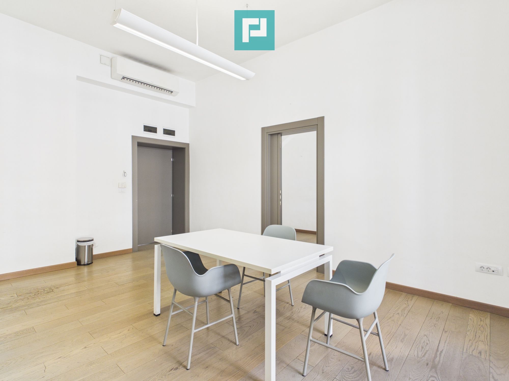 Spațiu de birouri cu 2 camere | Zonă Centrală — fotografia 3