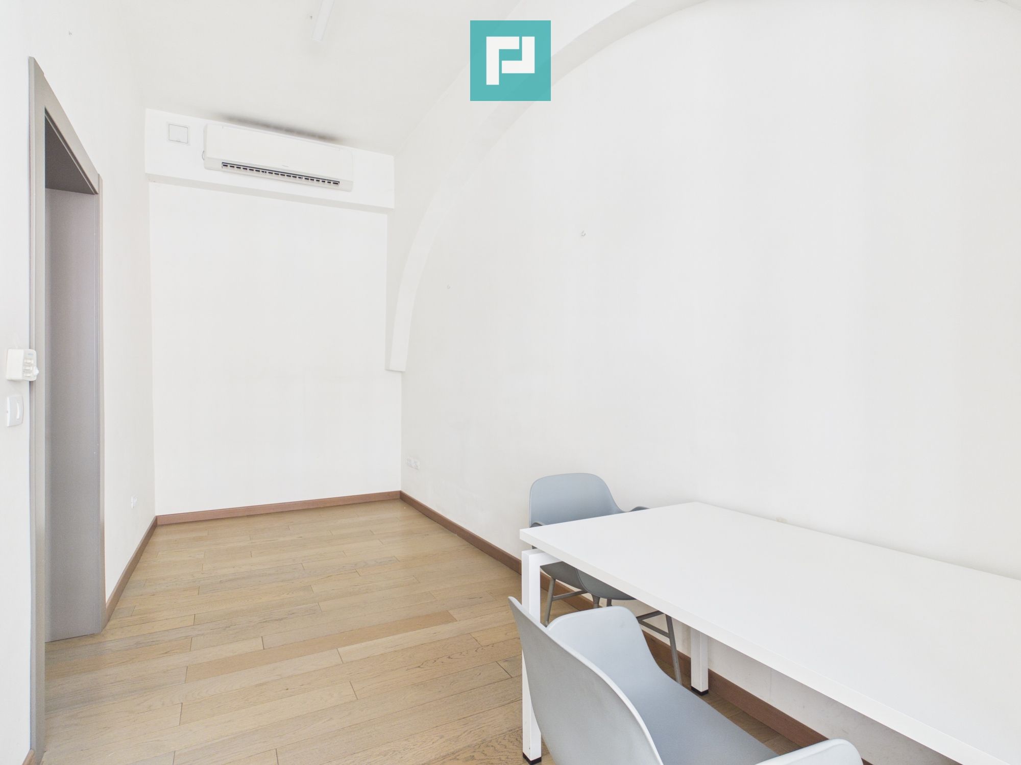 Spațiu de birouri cu 2 camere | Zonă Centrală — fotografia 6