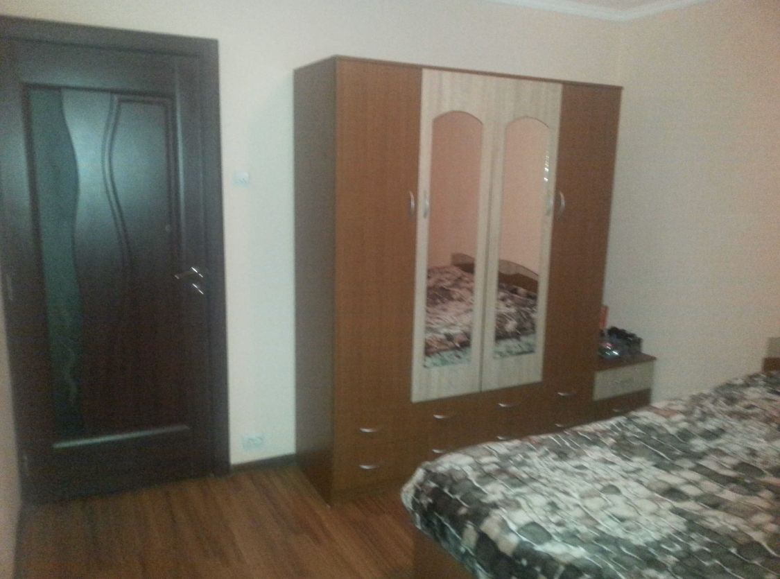Apartament cu 2 camere decomandate Mv2 strada Mozart renovat, mobilat. — fotografia 3