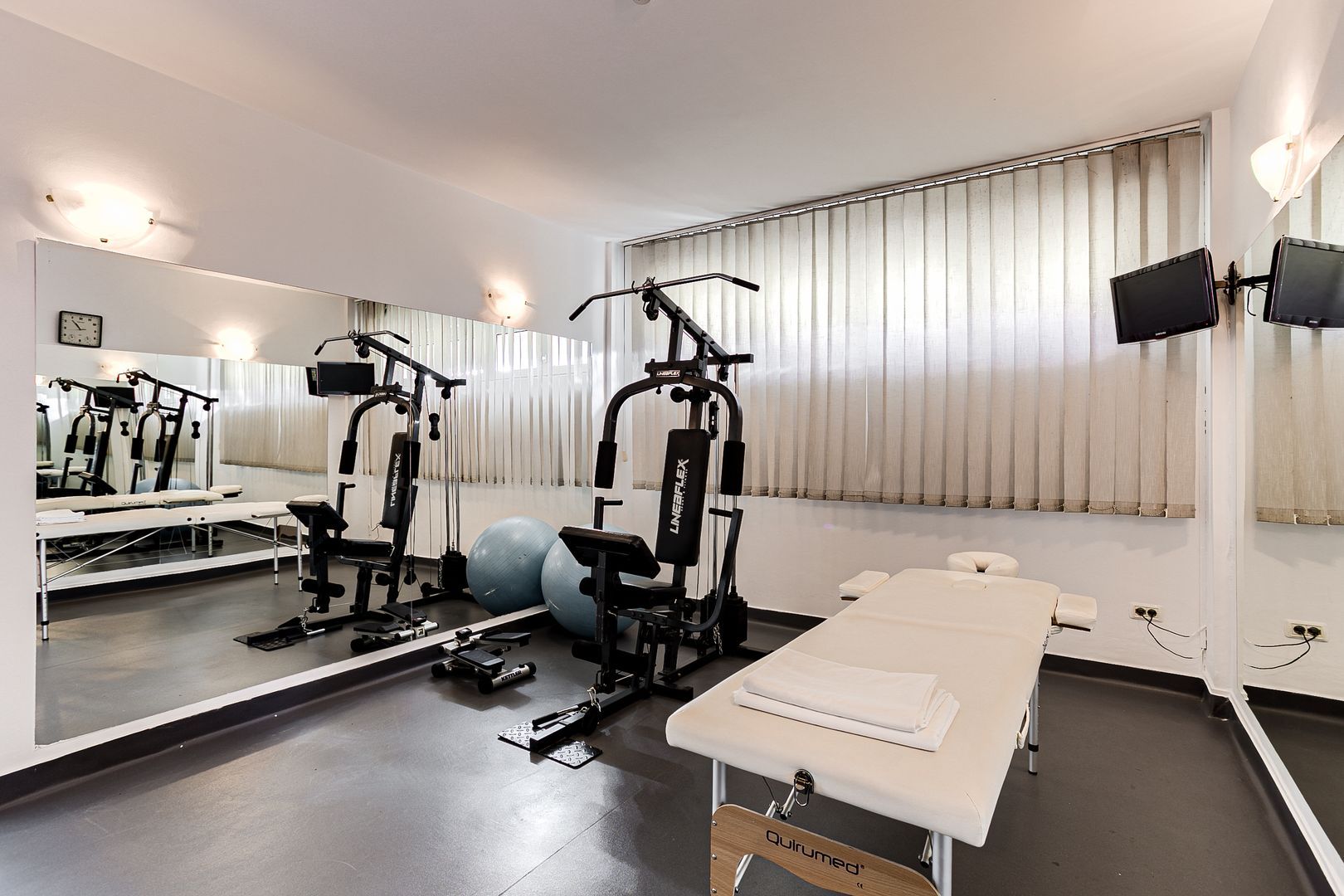 Oportunitate de investiție: Hotel Best Western de 4 stele Arad - Român — fotografia 14