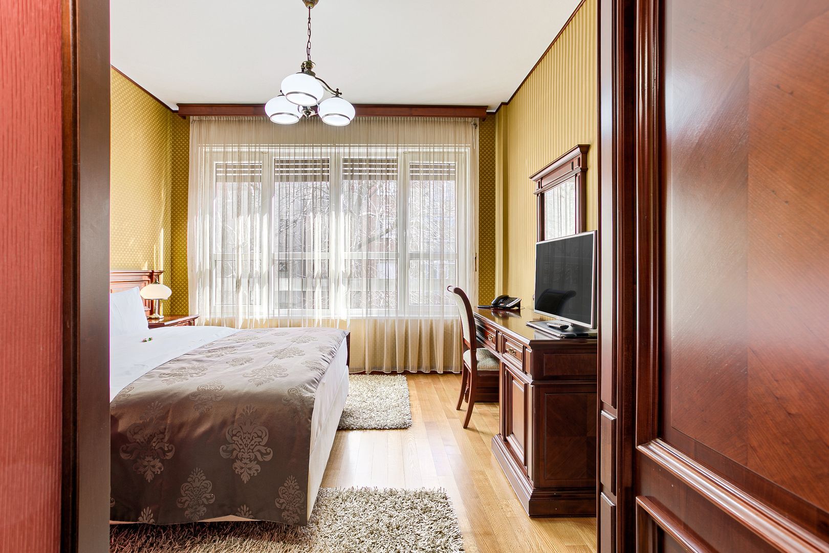 Oportunitate de investiție: Hotel Best Western de 4 stele Arad - Român — fotografia 5