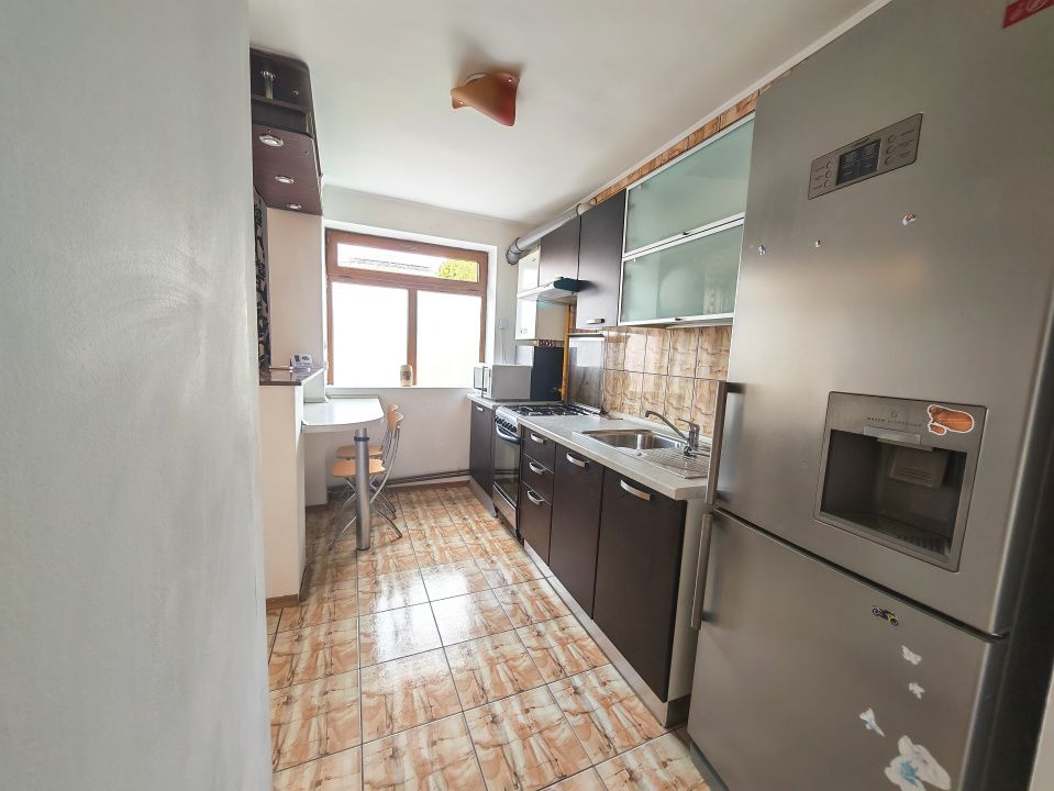 Apartament  2 camere de închiriat în Pitești zonă centrală l — fotografia 3