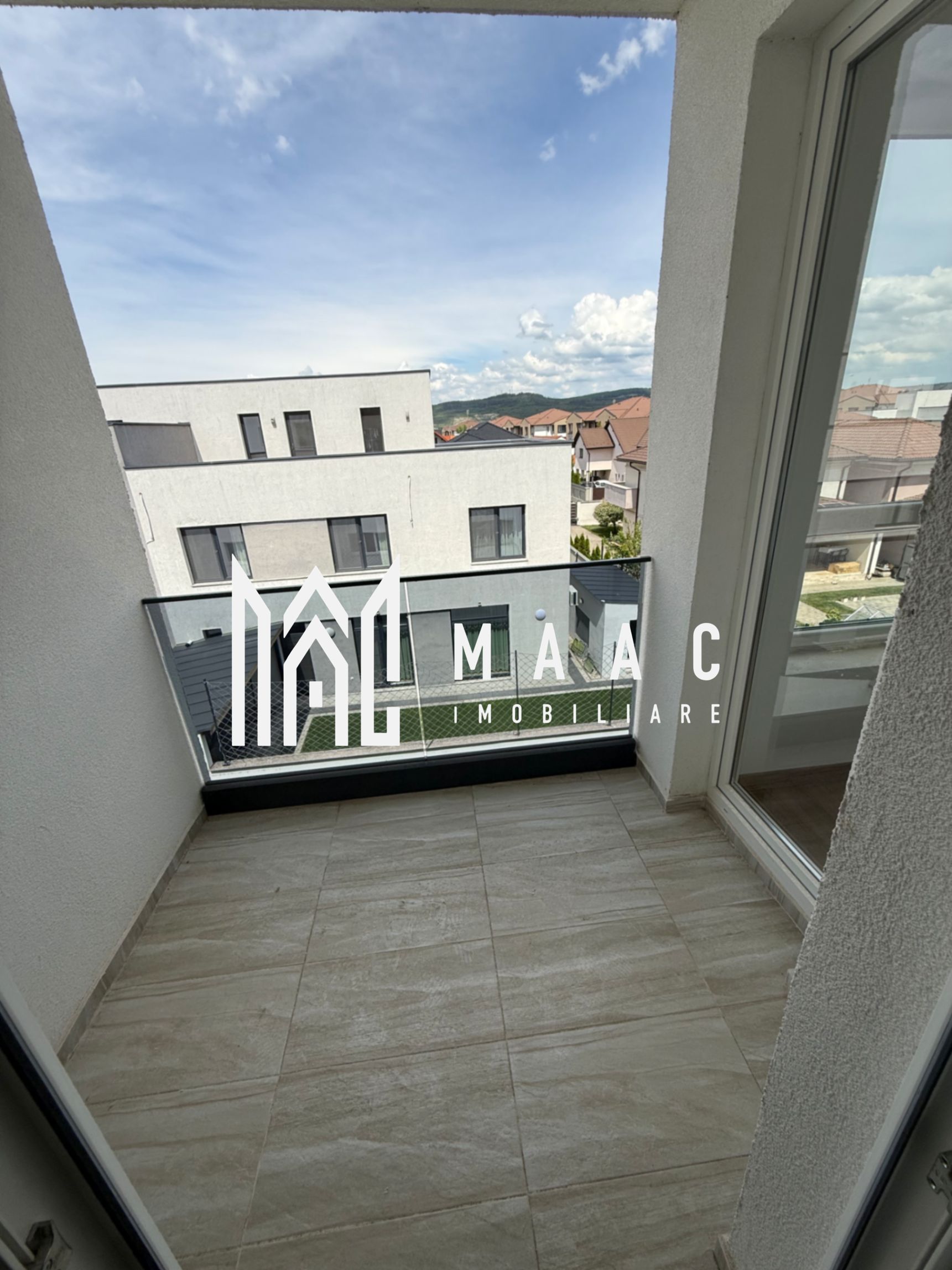 Apartament 2 camere | Etaj 2 | Balcon | Zona Pictor Brana | Loc de Parcare
