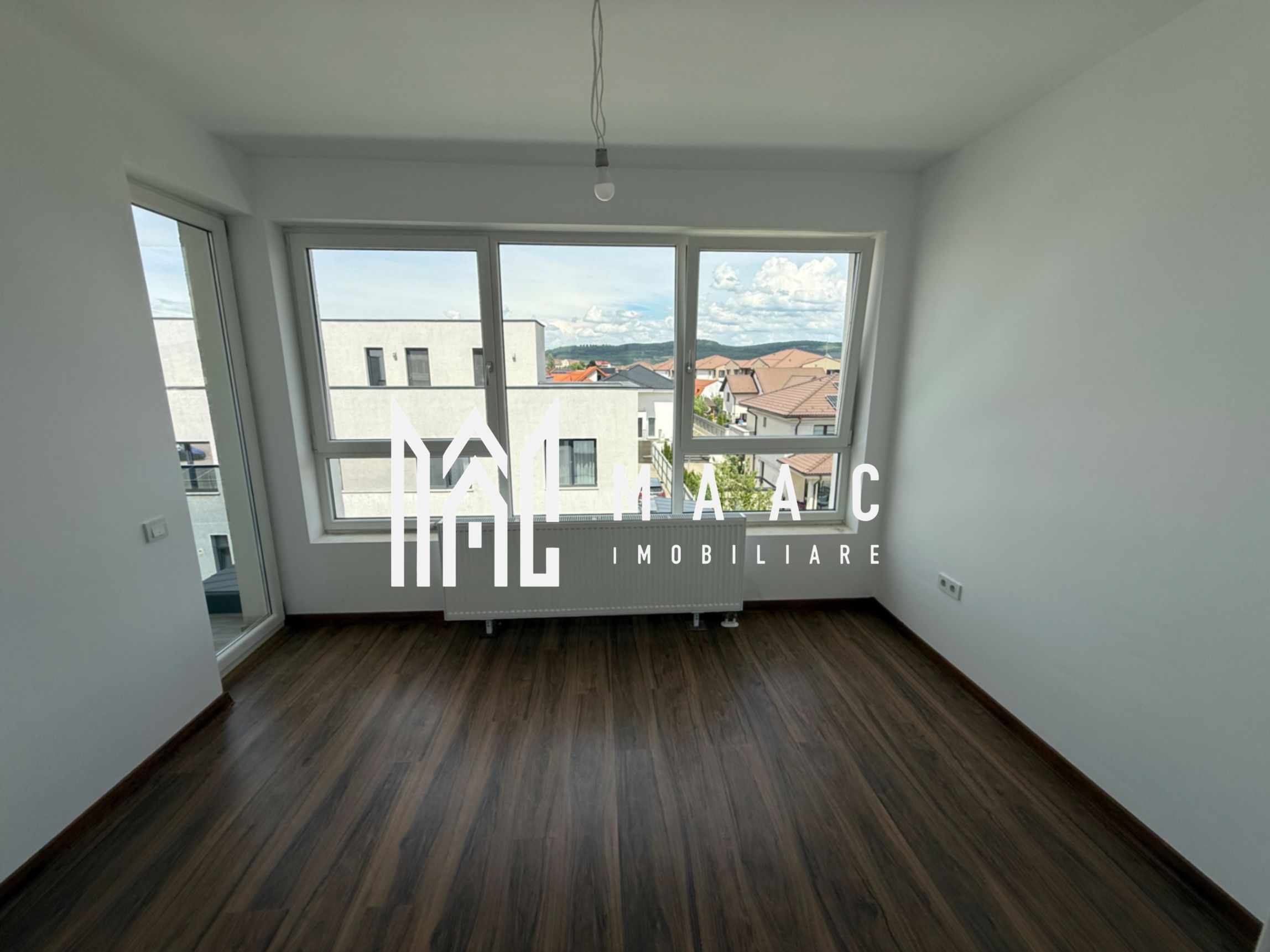 Apartament 2 camere | Etaj 2 | Balcon | Zona Pictor Brana | Loc de Parcare — fotografia 4