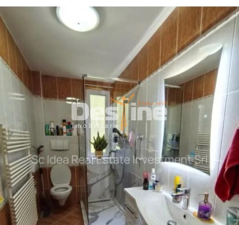 🏡 Apartament 70 mp, renovat complet, zona Medicină – Prefectură – Cen — fotografia 3