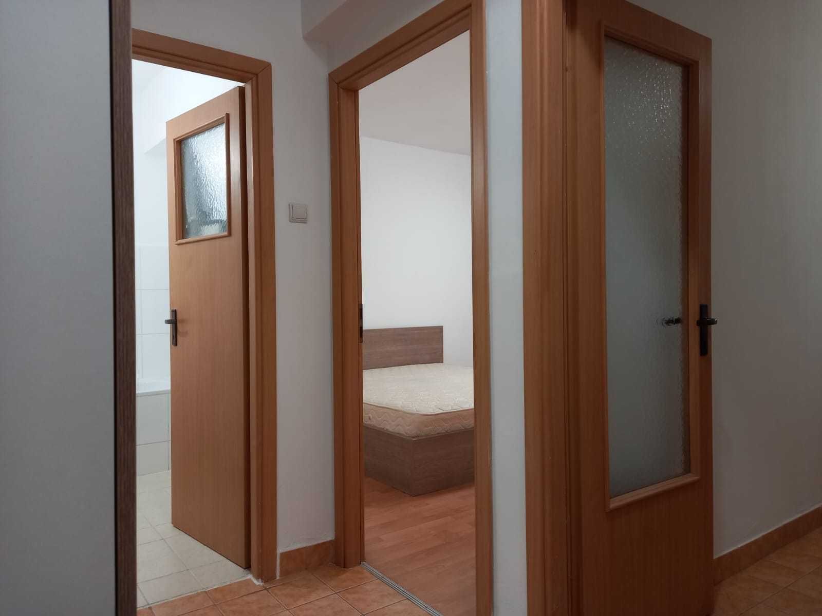 Garsoniera ANL Brâncuși lângă Centrul medical Brâncuși 42mp Etaj1/4 — fotografia 3