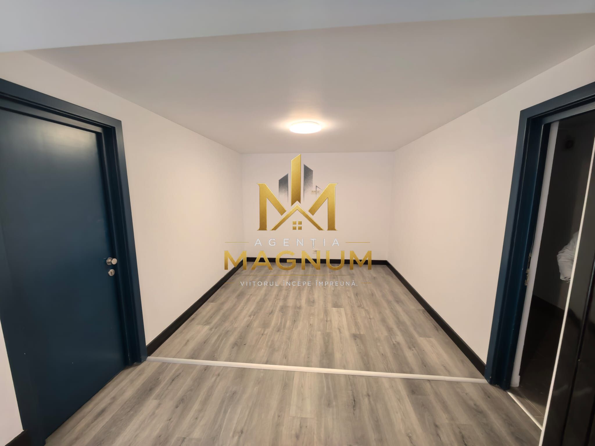 Spațiu comercial renovat, vitrină 10 m, bulevard principal, parter — fotografia 5