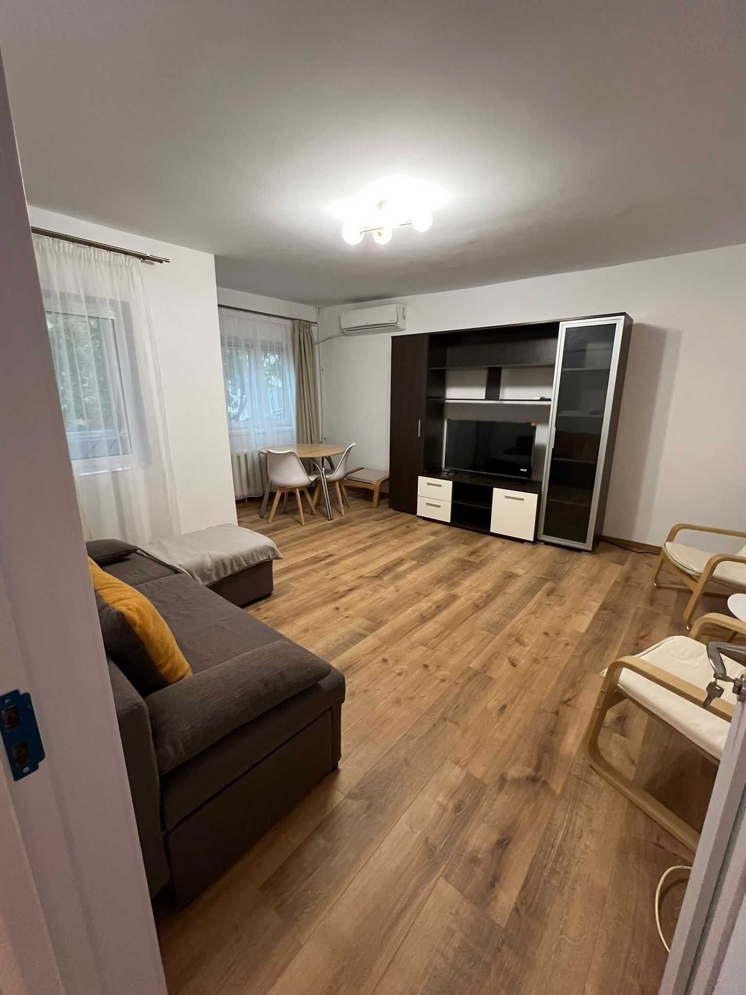 Apartament 2 camere | 63 mp | Metrou Lujerului | Renovat recent | Parcare