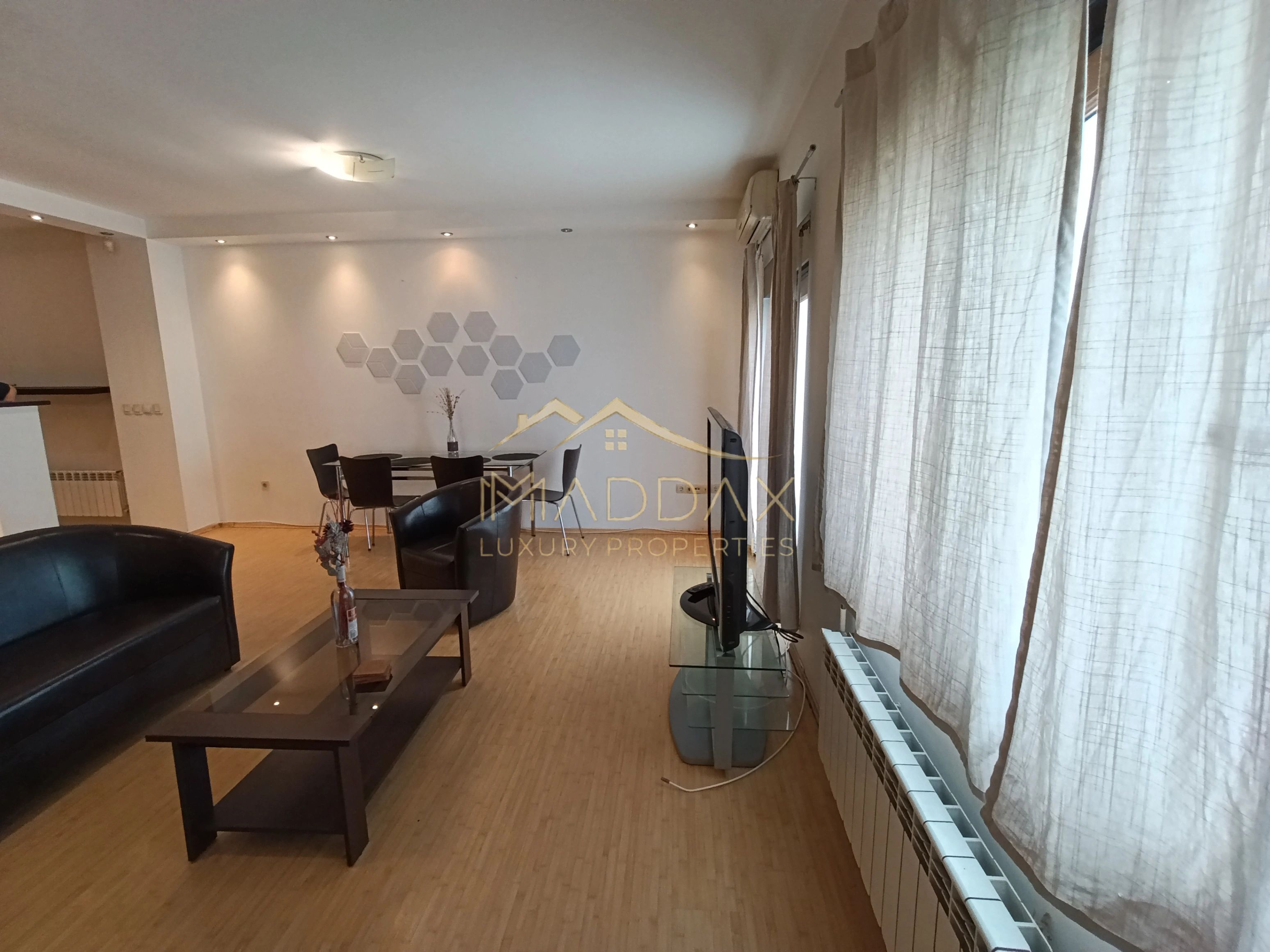 Apartament 2 camere Polona/Centrala*Dotat Complet* Vanzare — fotografia 4