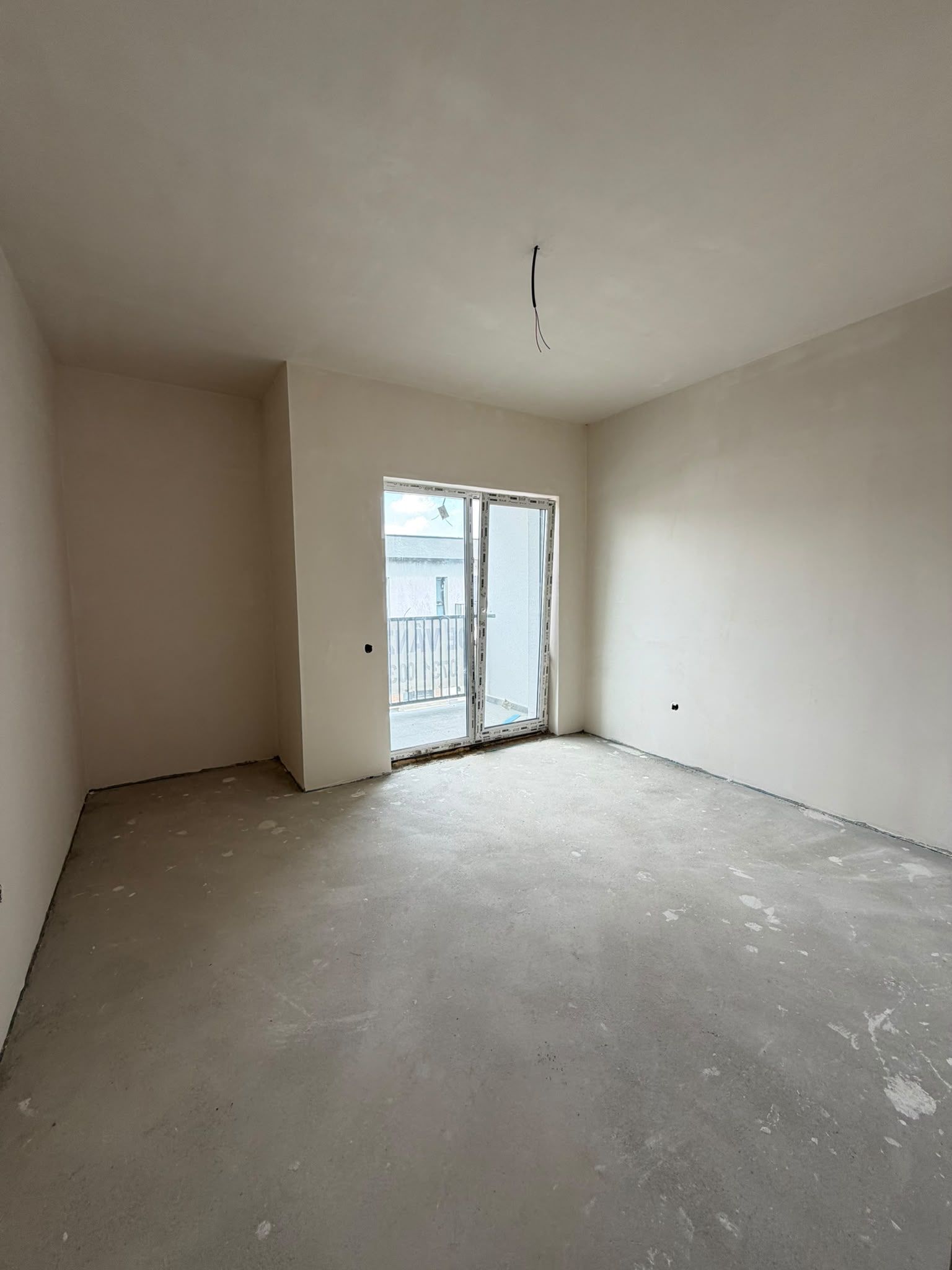 Triplex 4 camere DECOMANDATE, 112 mp utili, 184 mp curte, Urusagului — fotografia 4