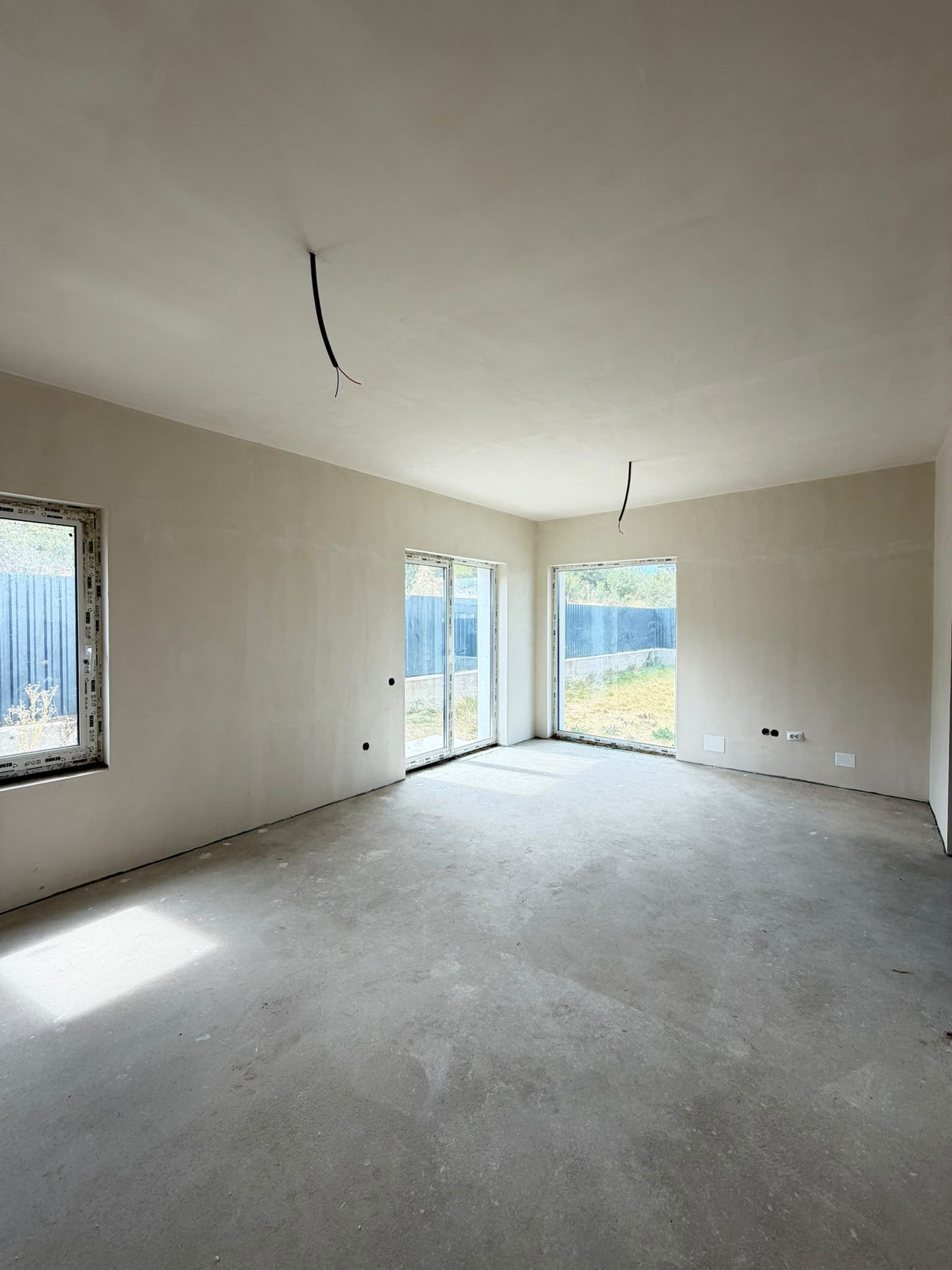 Triplex 4 camere DECOMANDATE, 112 mp utili, 184 mp curte, Urusagului — fotografia 8