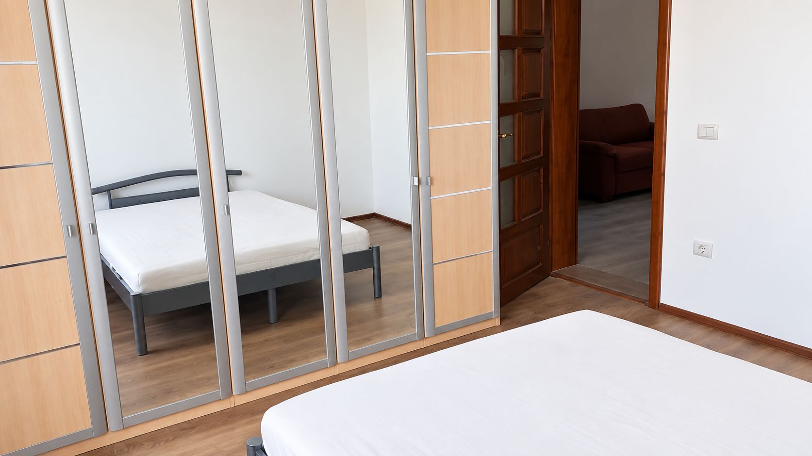 Apartament 2 camere de închiriat Pădurea Verde, încălzire pardoseala — fotografia 3