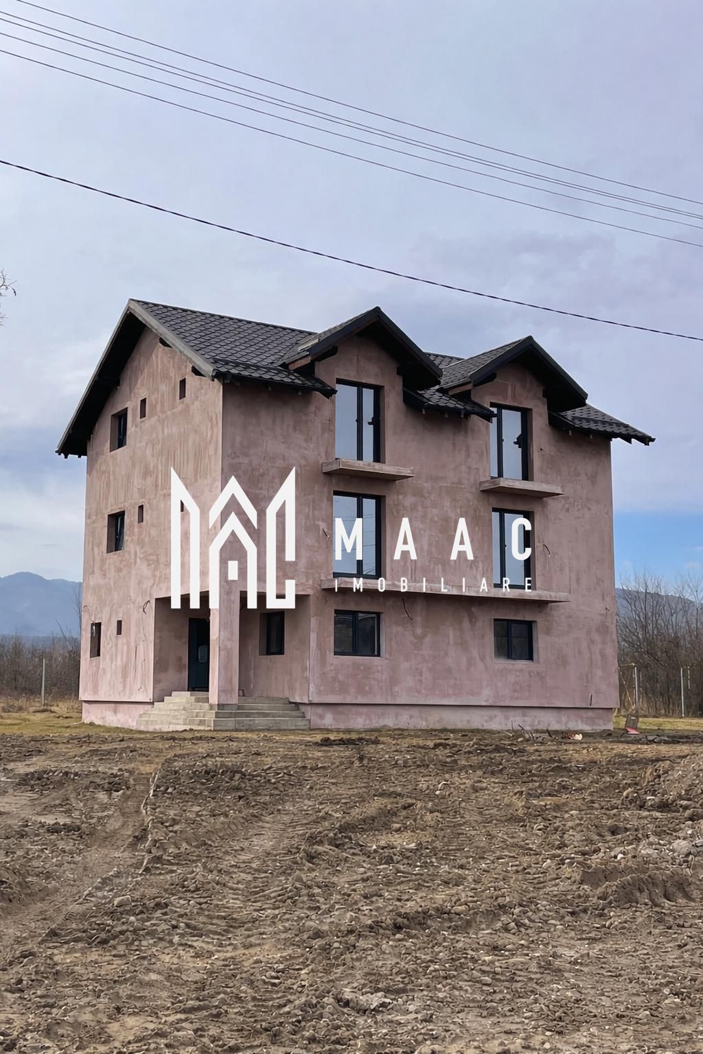 Casa de închiriat | 9 camere | 260mp utili | Sacel