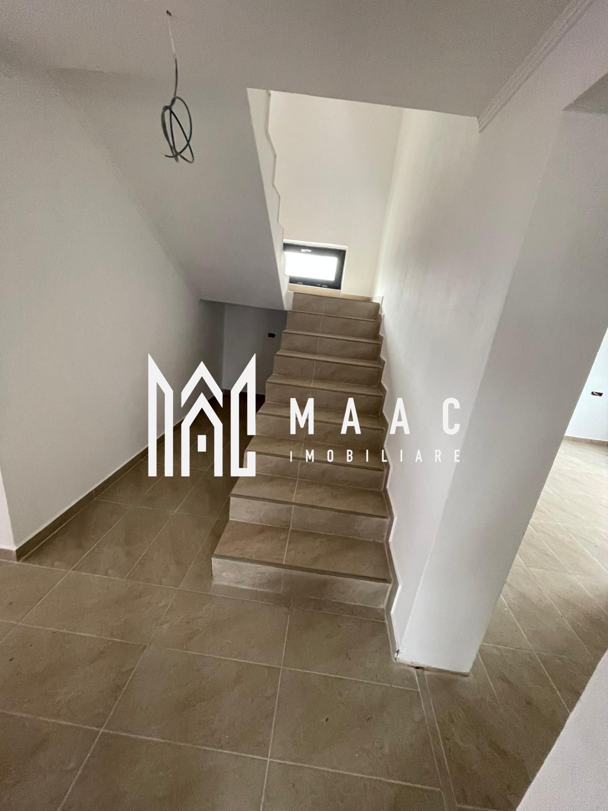 Casa de închiriat | 9 camere  | 260mp utili | Sacel — fotografia 5