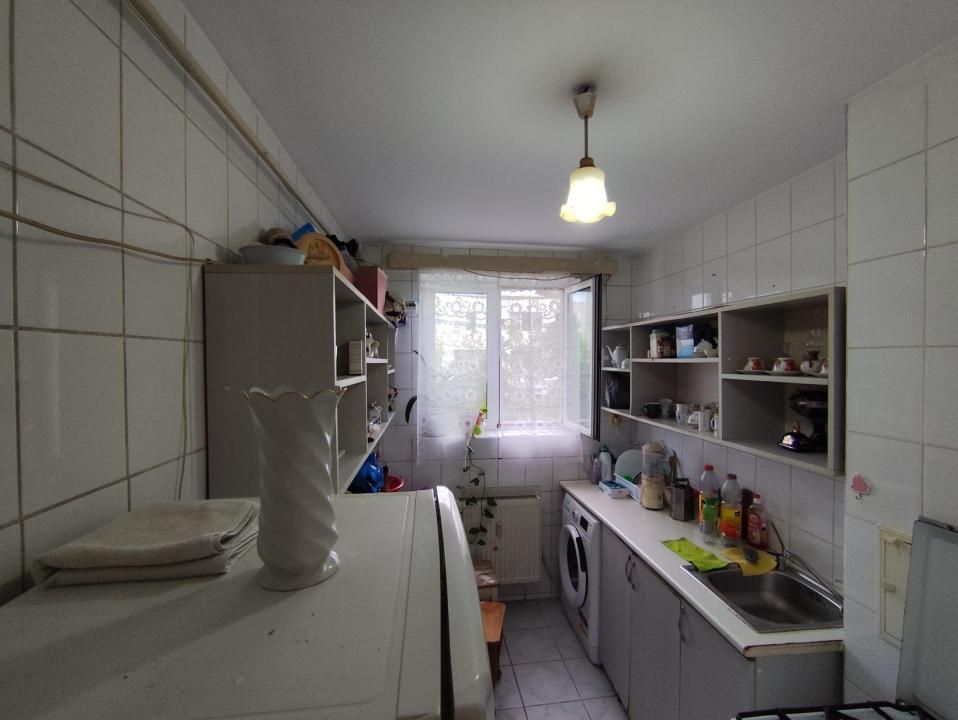 Ultracentral, 2 camere decomandat, zona Hale, 50.4mp Su. — fotografia 8