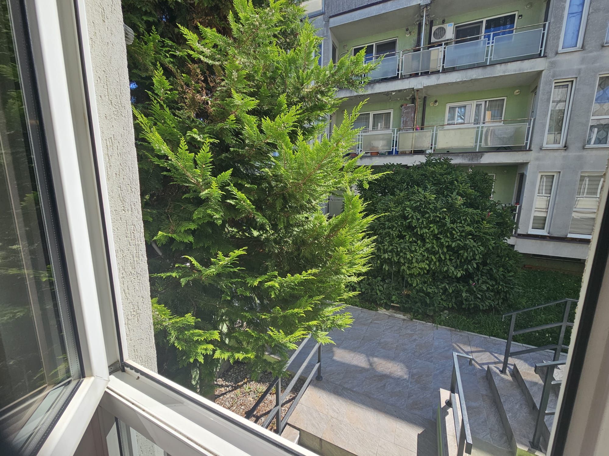 Garsoniera de inchiriat cu loc de parcare inclus,Eroilor/Floresti — fotografia 5