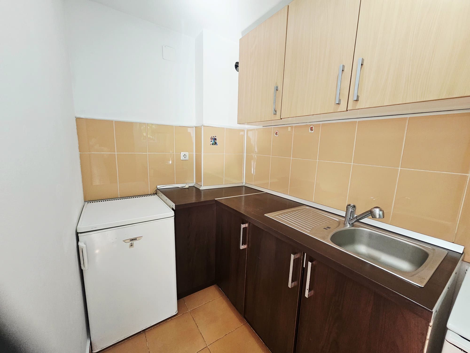 Garsoniera de inchiriat cu loc de parcare inclus,Eroilor/Floresti — fotografia 7