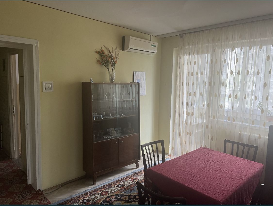 Apartament 2 camere zona Tomis1, etaj 1, zona foarte linistita — fotografia 5