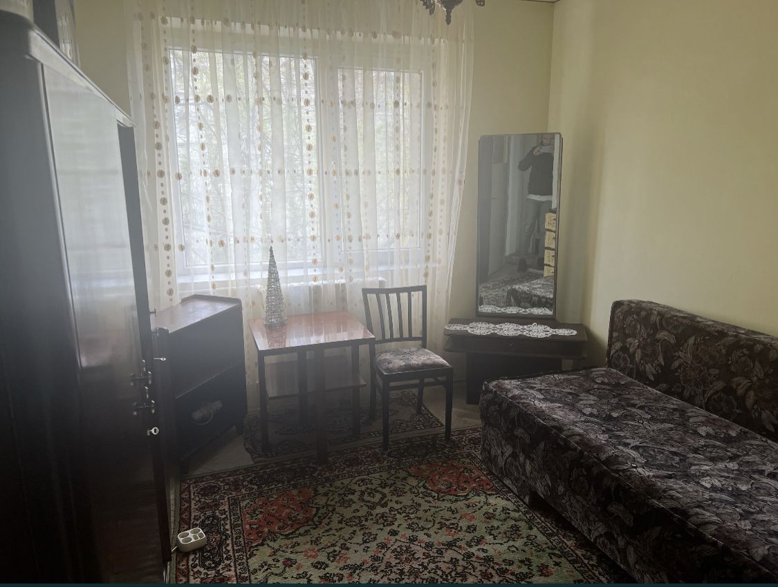 Apartament 2 camere zona Tomis1, etaj 1, zona foarte linistita — fotografia 6