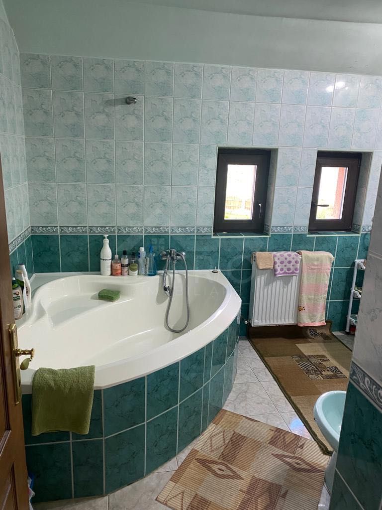 Casa in Voiniceni — fotografia 6