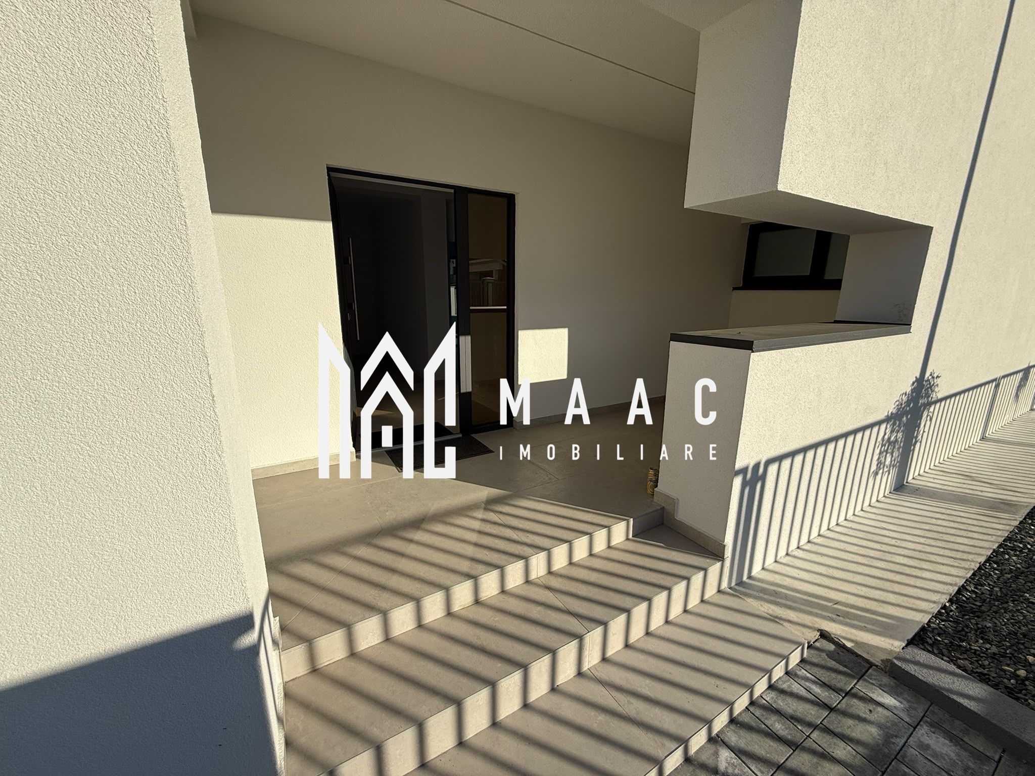 Casă de vânzare Șelimbăr | 4 camere | 175 mp | piscină — fotografia 5