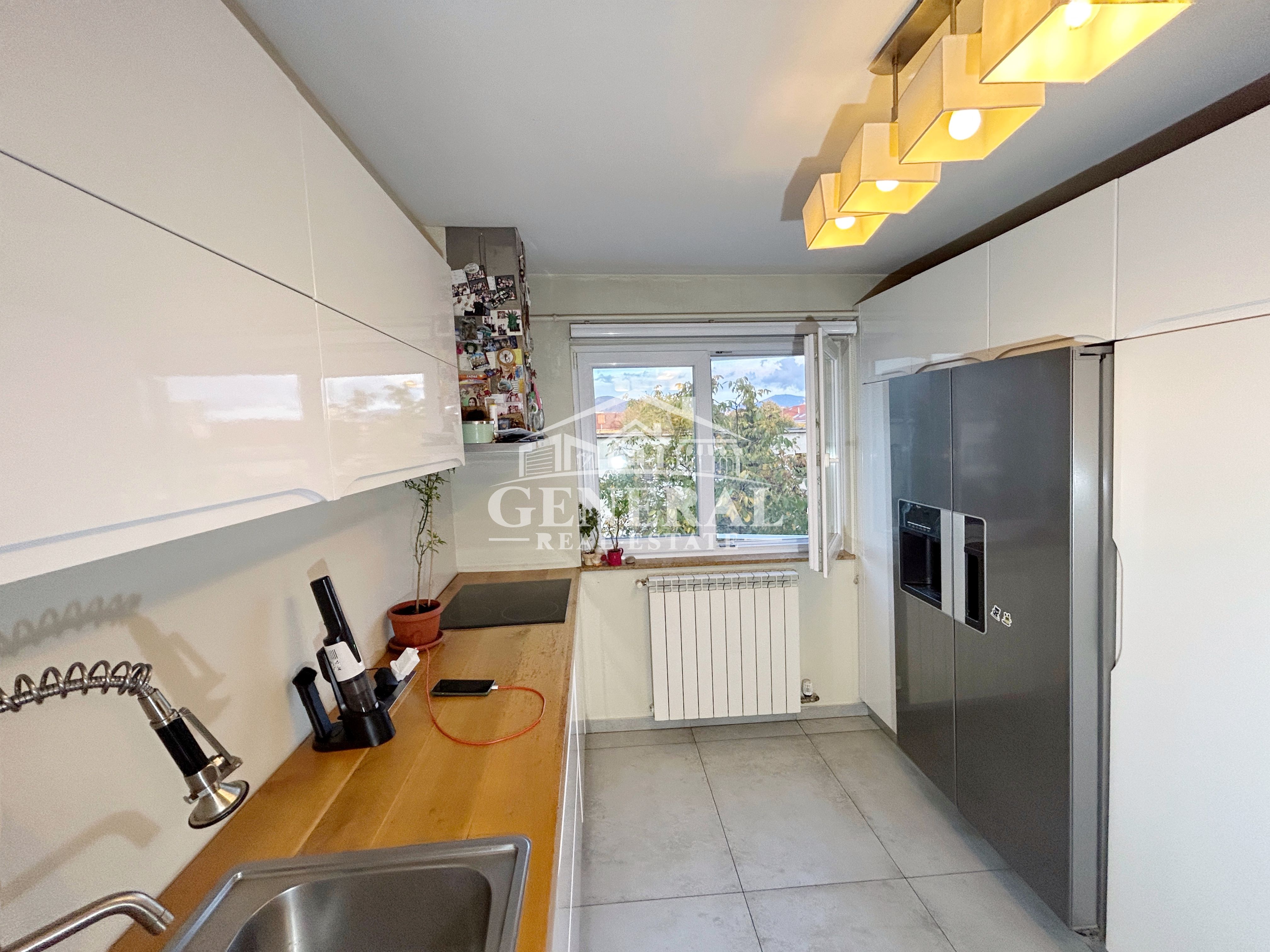 Va propunem spre vanzare un apartament cu 3 camere str. Aviatorilor — fotografia 3
