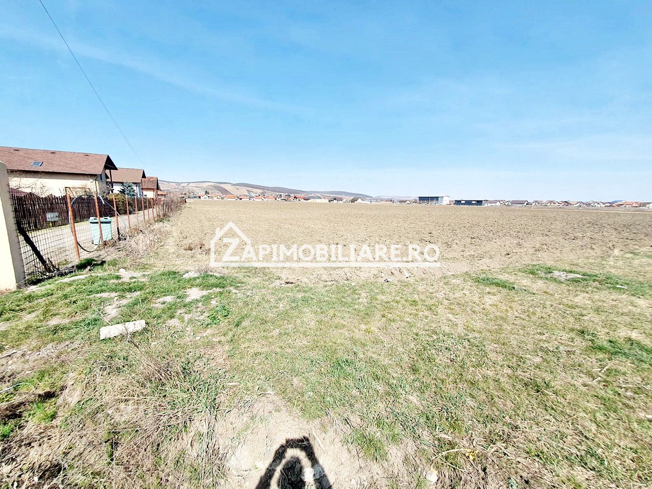 Teren 27.000 mp.deschidere la 2 drumuri ,75 euro mp. — fotografia 7