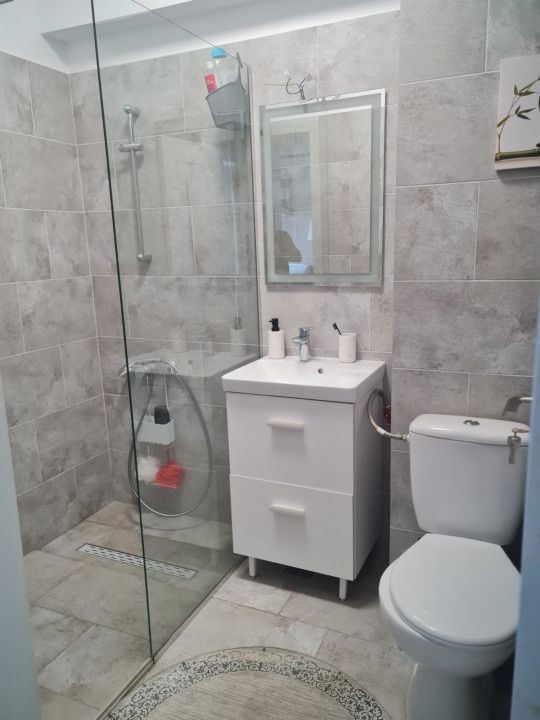 Apartament open-space cu 2 camere, etaj 7/9, zona Mamaia Nord — fotografia 6