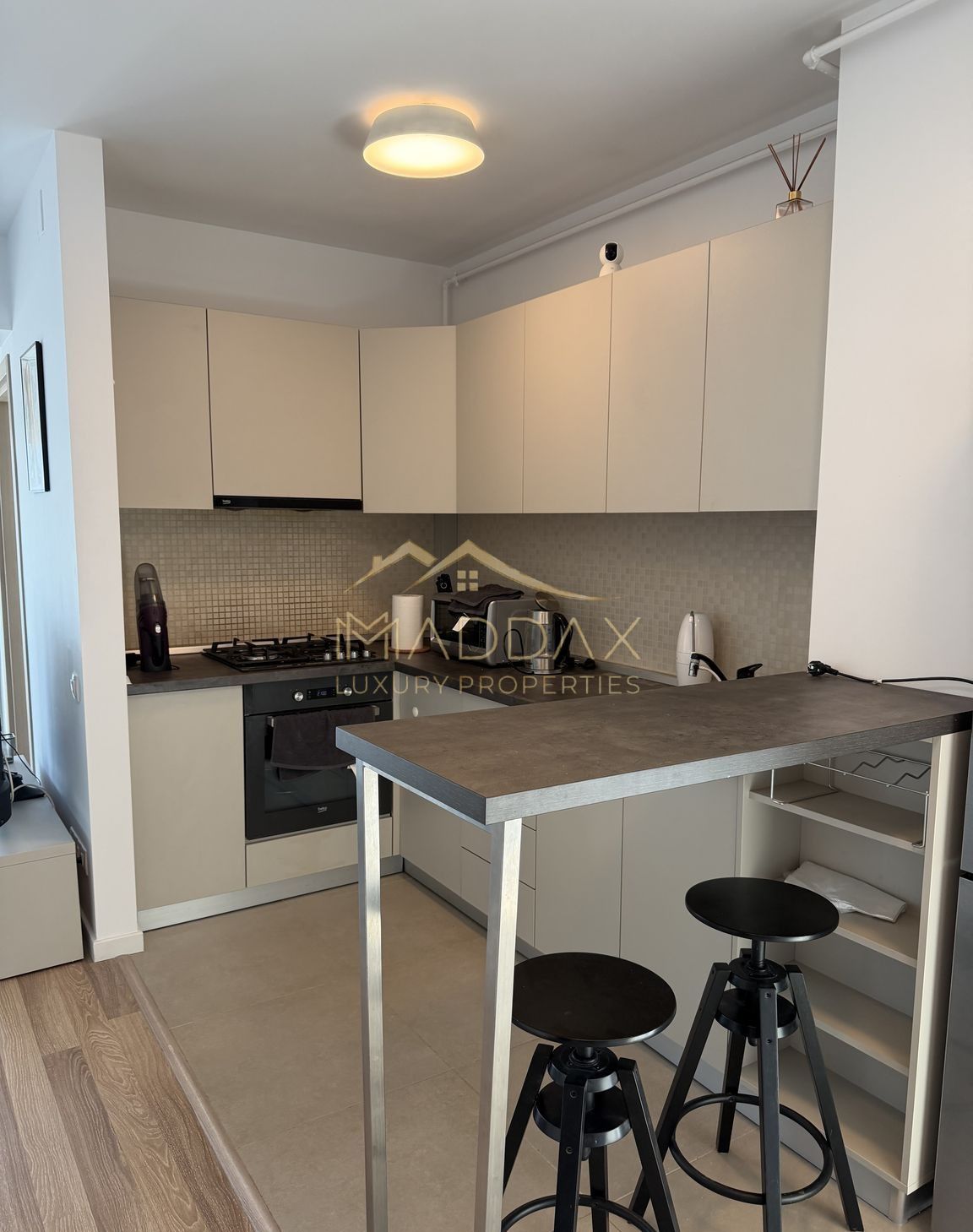 Prima închiriere |  | Ideal birou de acasă |  Proaspăt renovat |Centrală proprie — fotografia 5