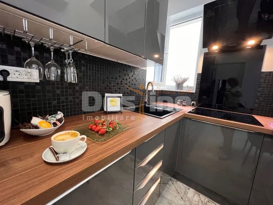 Studio modern, 44 mp, aproape de plaja Azimuth – Mamaia Nord — fotografia 4