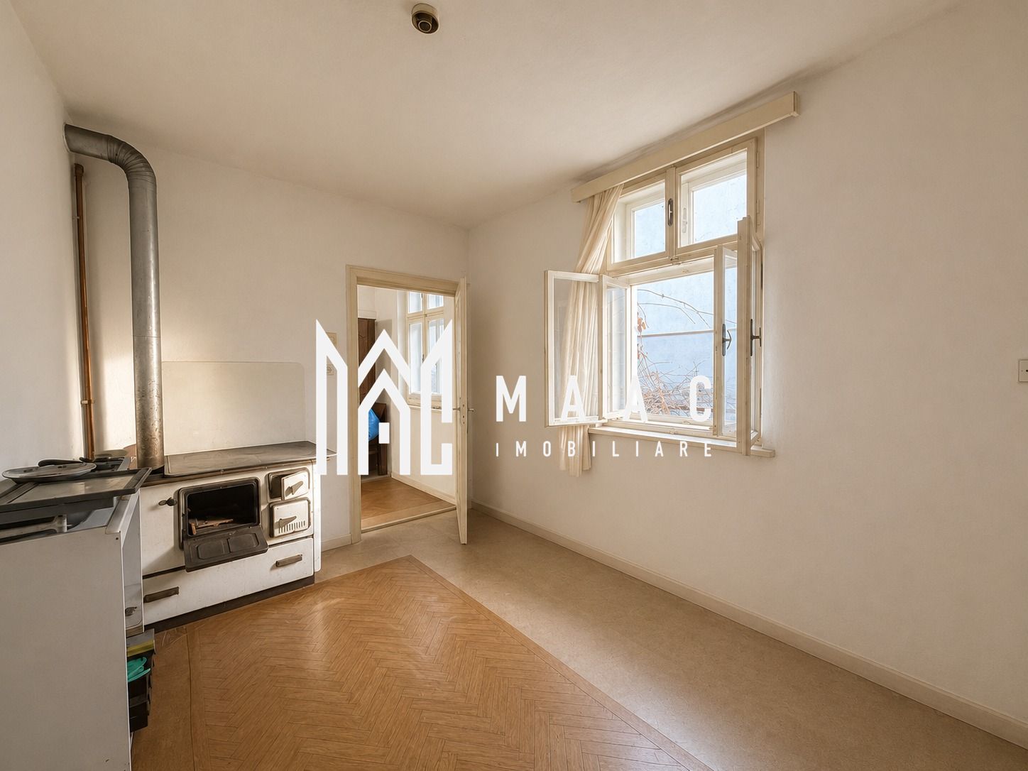 Casa individuala 3 camere | Acces auto | Pivnita I Lupeni — fotografia 11