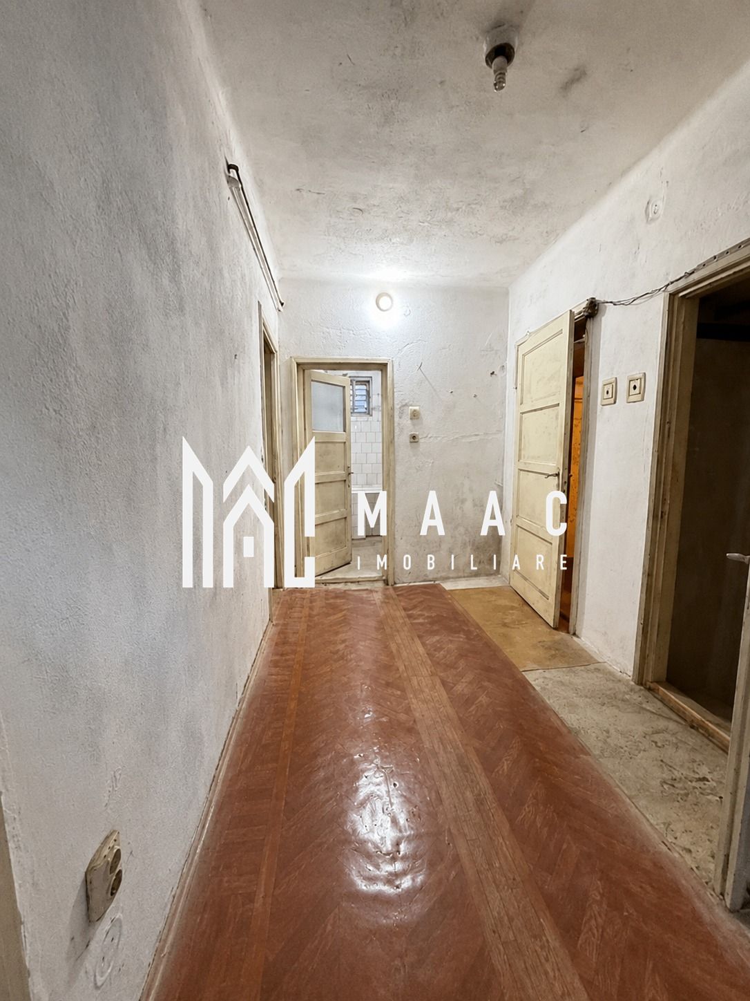 Casa individuala 3 camere | Acces auto | Pivnita I Lupeni — fotografia 5