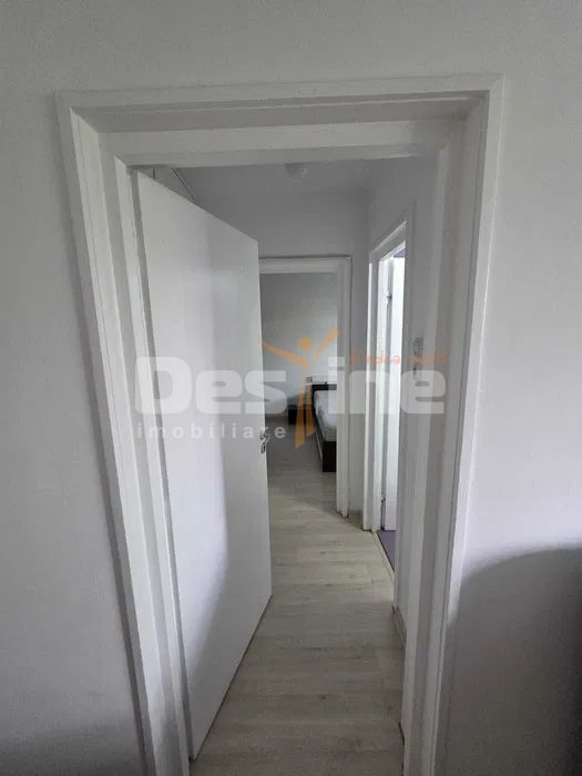 APARTAMENT 2 CAMERE SEMIDECOMANDAT ,MOBILAT — fotografia 8