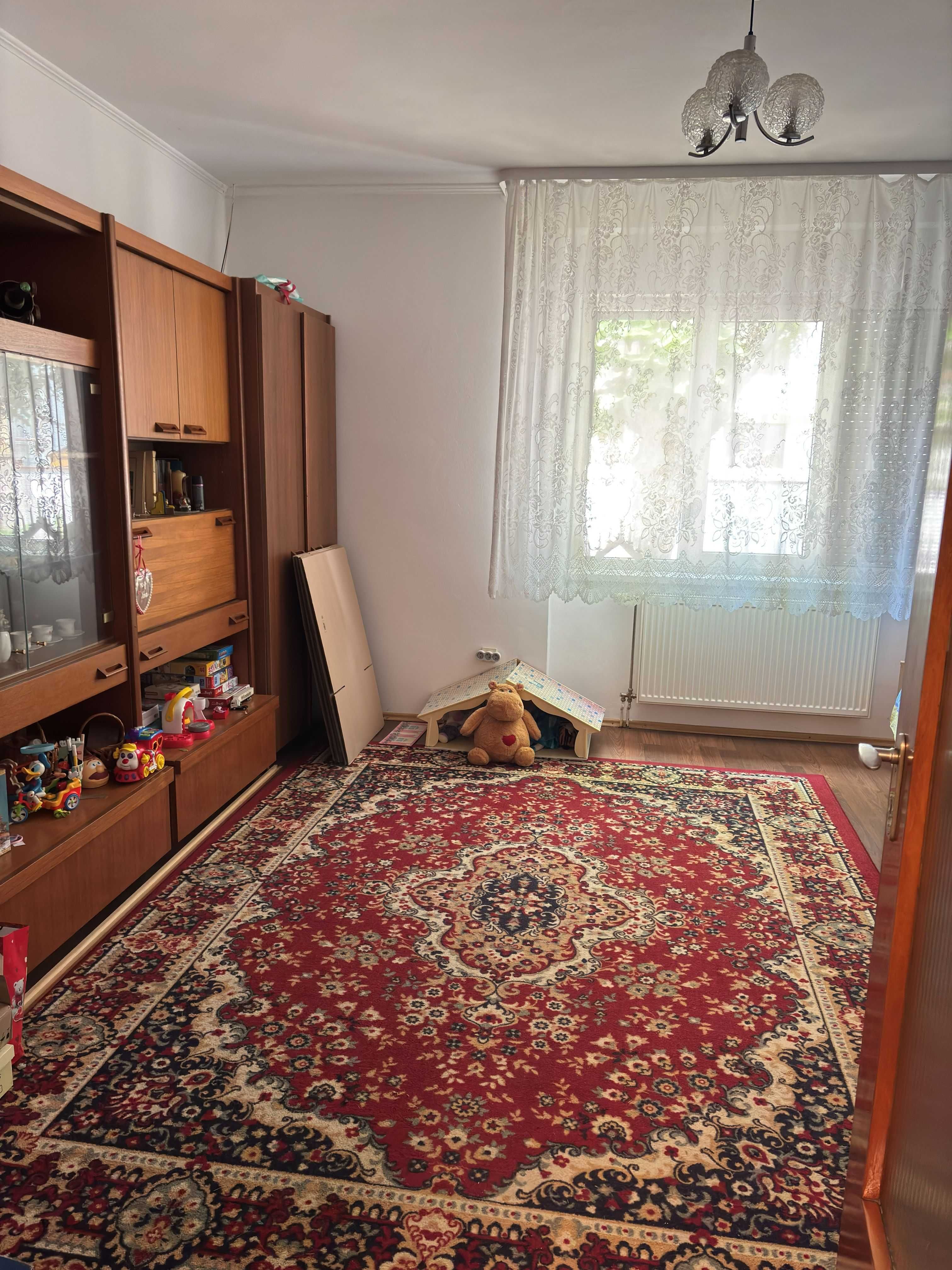Casă deosebită cu grădină liniștită aproape de centru — fotografia 5
