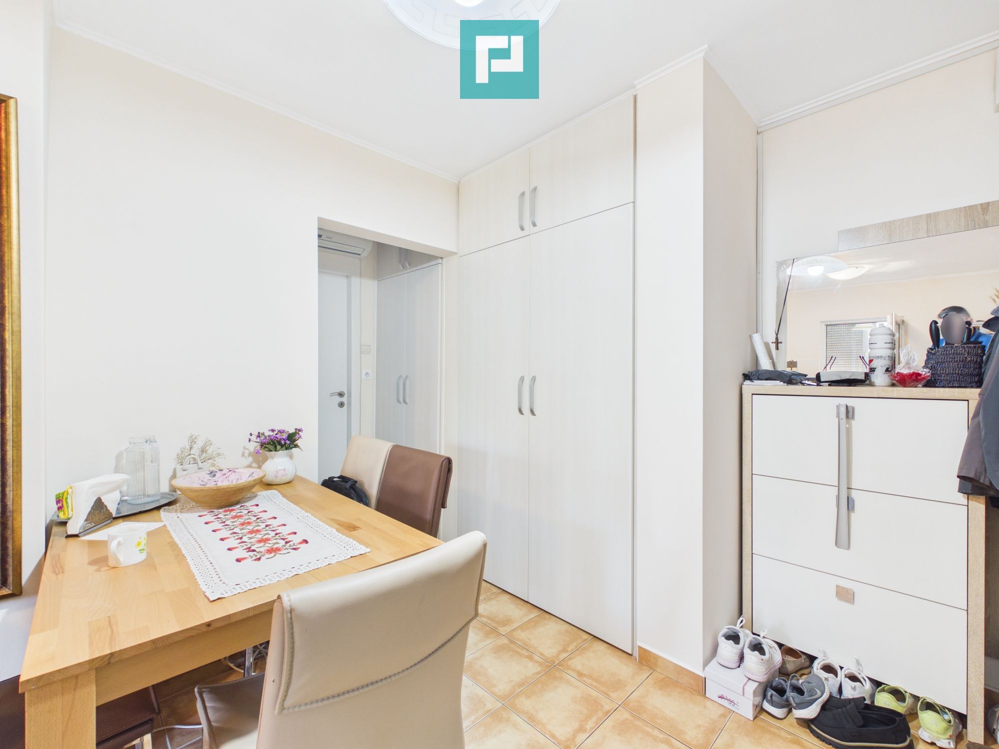Apartament 3 camere, renovat modern, zona Decebal — fotografia 6