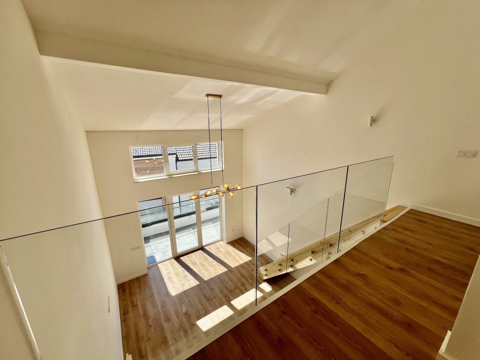Penthouse 3 camere 105mpu balcon 7mp la cheie zona Cristian Sibiu — fotografia 4
