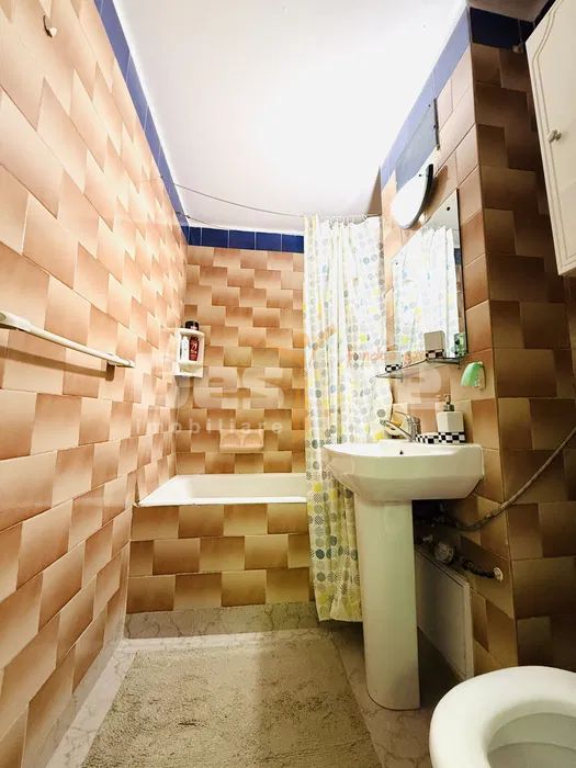 APARTAMENT 2 CAMERE DECOMANDAT RENOVAT SI MOBILAT — fotografia 8