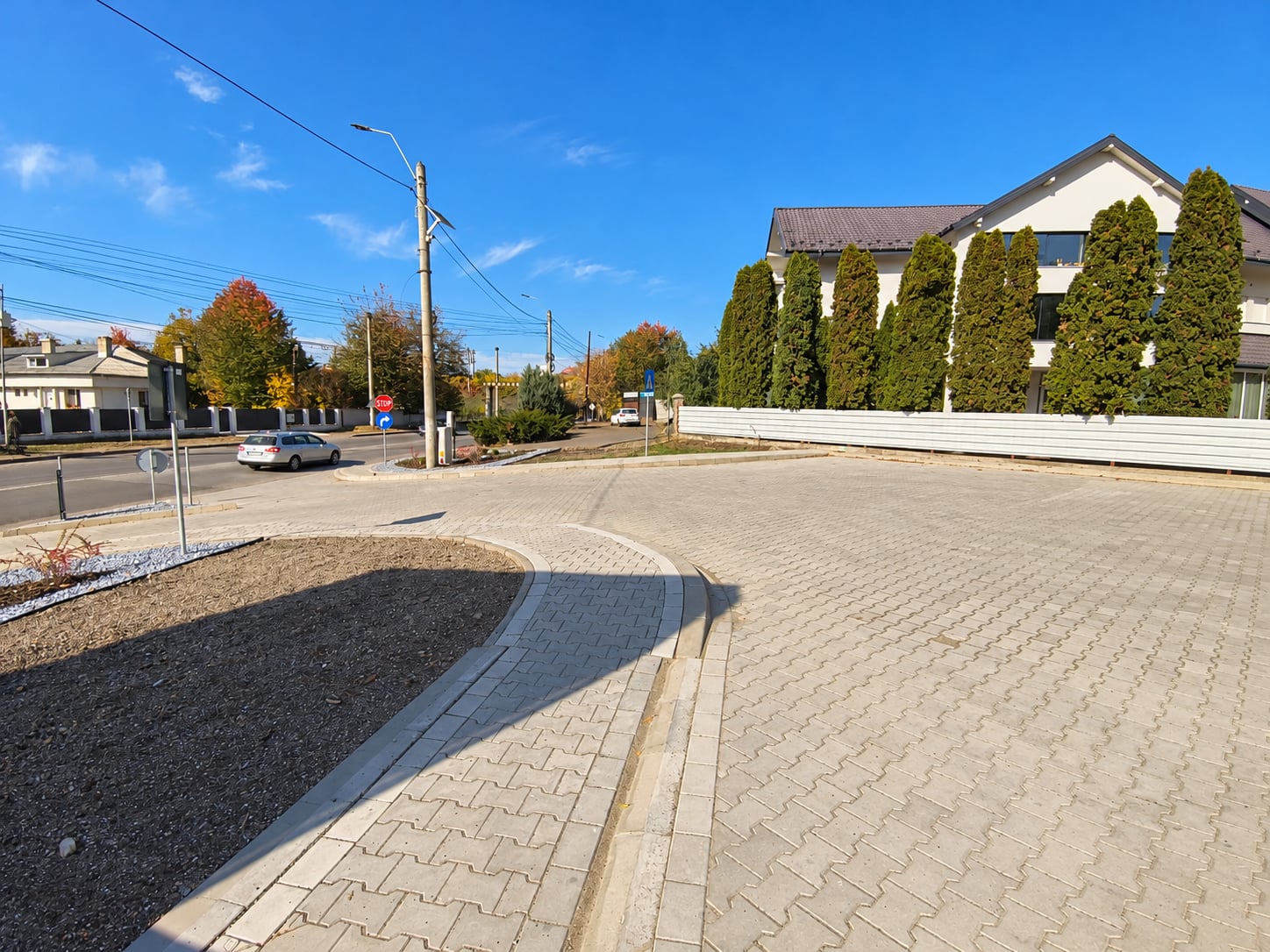 Spațiu comercial și birouri de închiriat – Strada Humorului, Suceava — fotografia 2