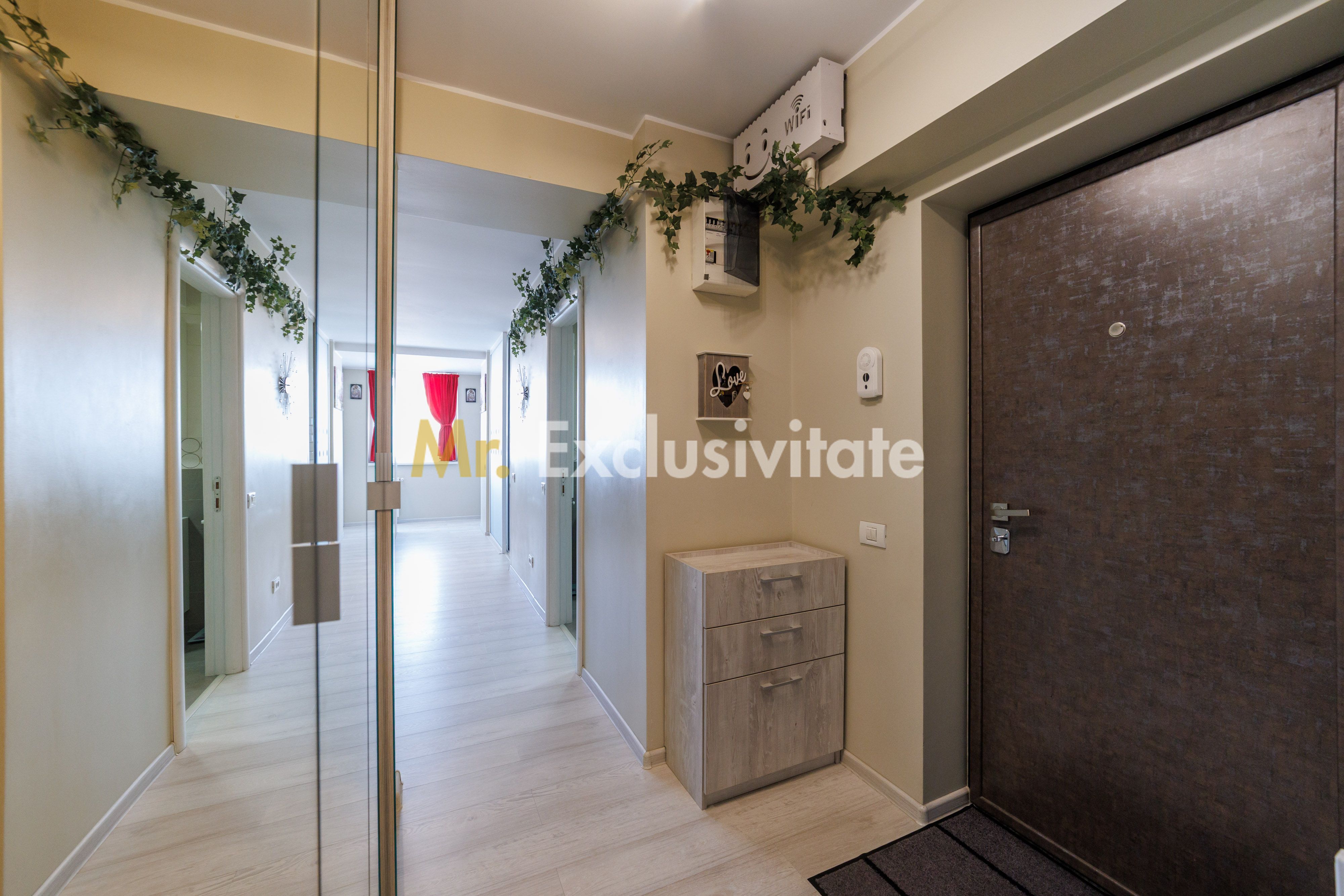 Apartament 3 camere de închiriat Calea Craiovei — fotografia 3