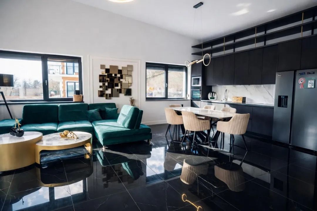 Duplex 4 camere, 170 mp, S+P+ET,  rooftop 100 mp, 4 garaje — fotografia 5