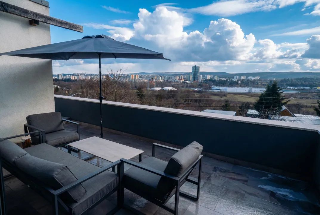 Duplex 4 camere, 170 mp, S+P+ET,  rooftop 100 mp, 4 garaje — fotografia 7