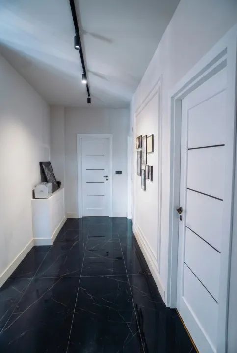 Duplex 4 camere, 170 mp, S+P+ET,  rooftop 100 mp, 4 garaje — fotografia 9