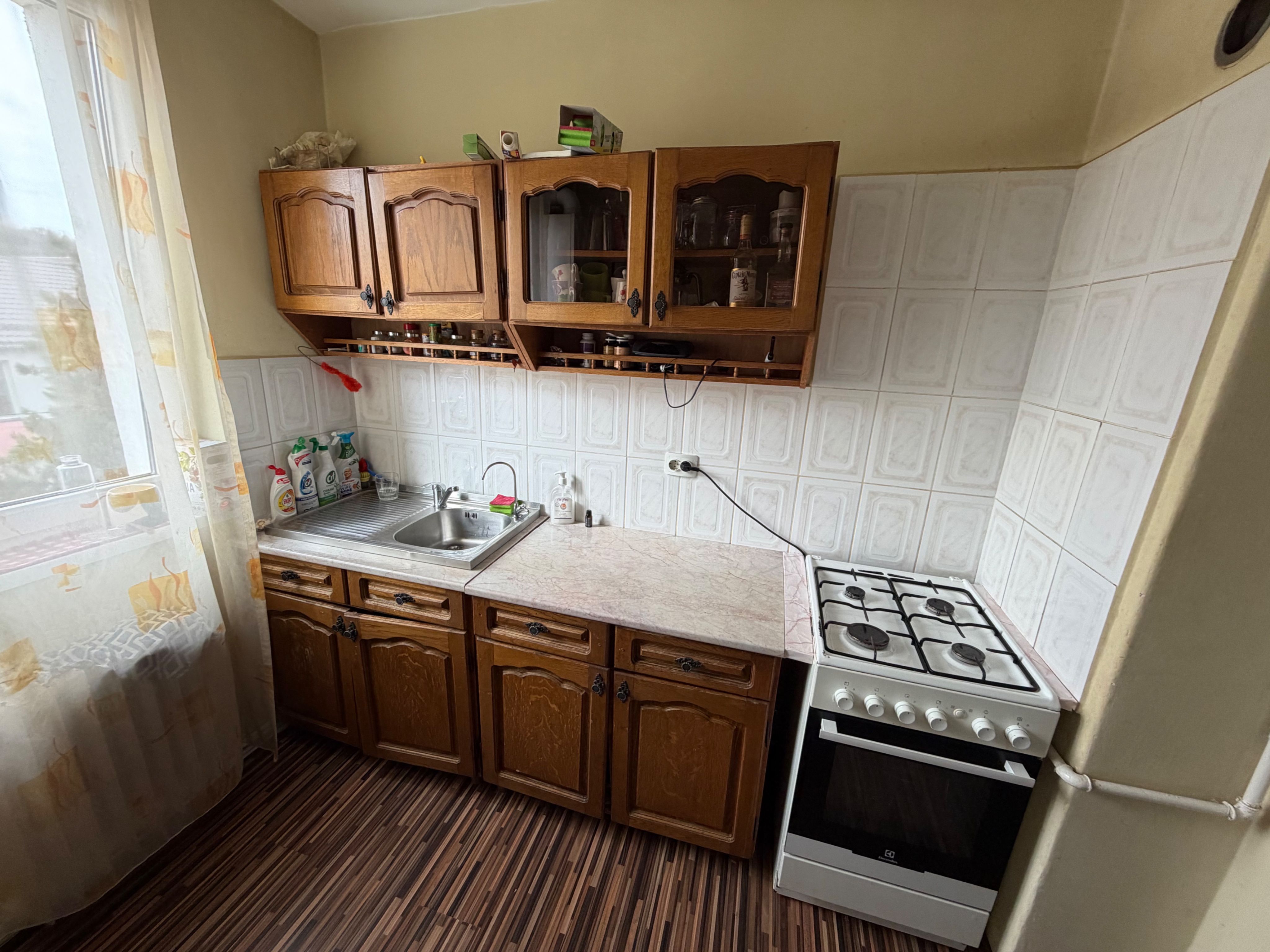 Apartament 2 camere, etaj 2 - Cugir — fotografia 5