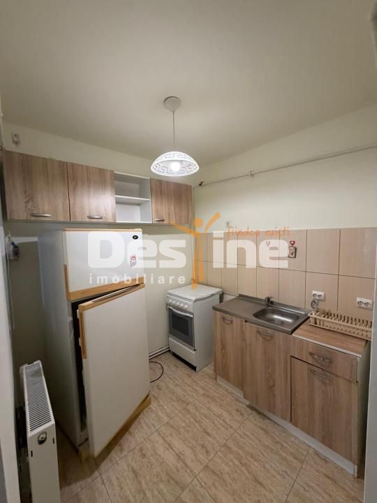 Casa cu 6 unitati, doua locuri de parcare si curte, pozitie excelenta- AFI Mall — fotografia 10