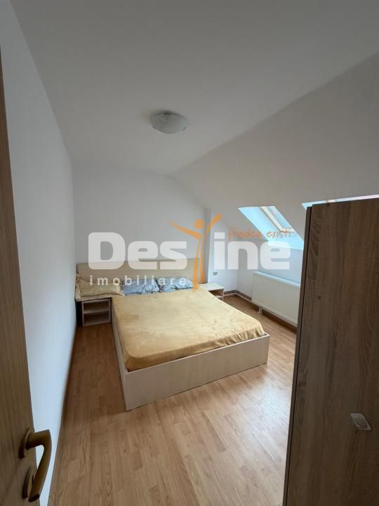 Casa cu 6 unitati, doua locuri de parcare si curte, pozitie excelenta- AFI Mall — fotografia 12